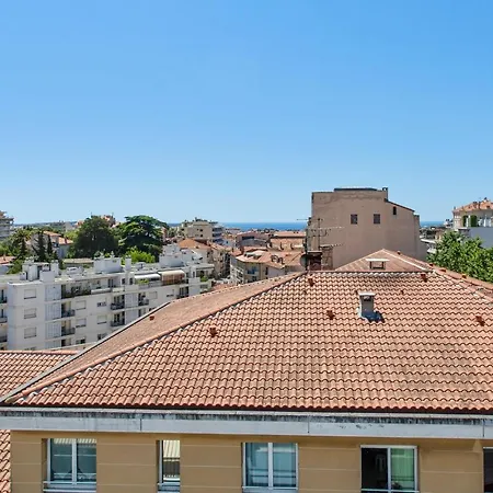 Le Panoramique Croisette - Welkeys Apartment Cannes