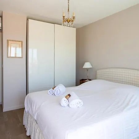 Le Panoramique Croisette - Welkeys Apartment Cannes